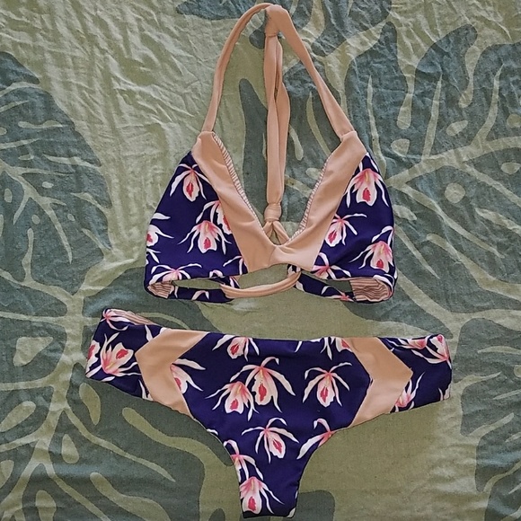 Acacia blue island orchid biarritz mentawai bikini - Picture 3 of 7